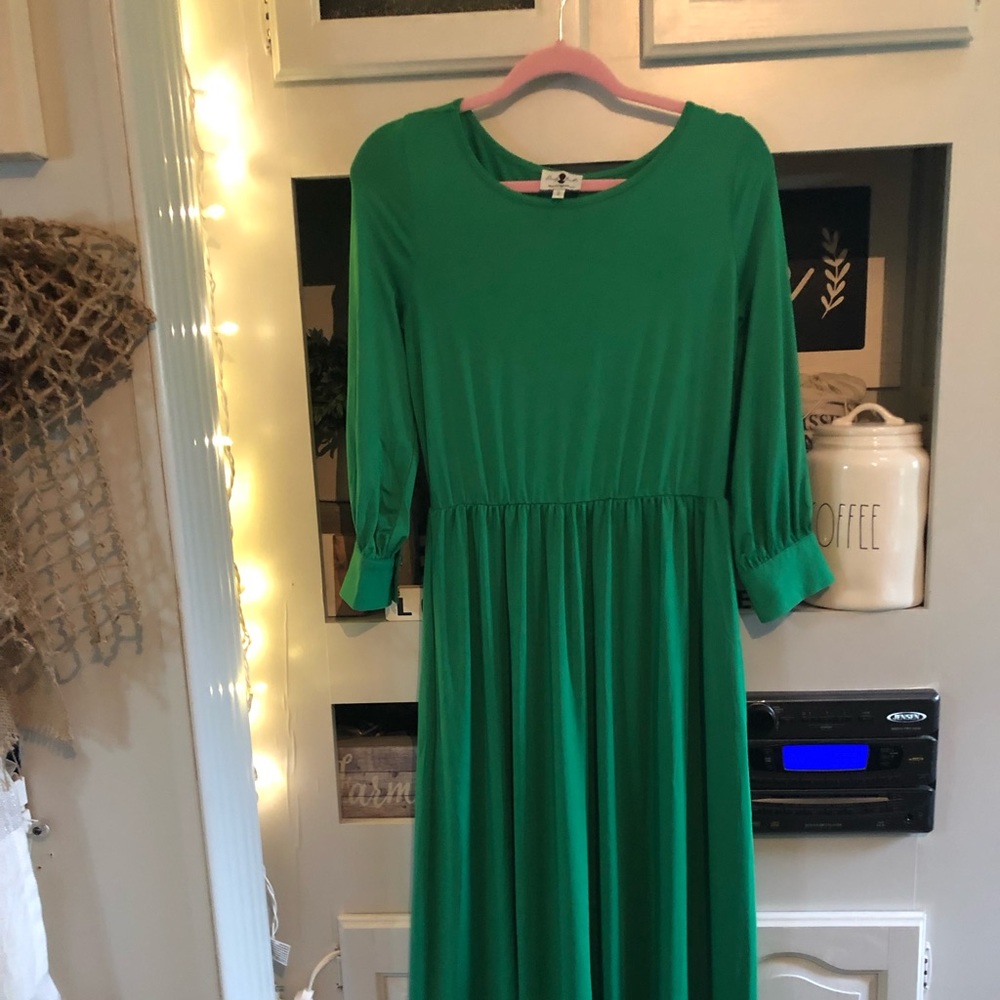 Dainty Jewell dress